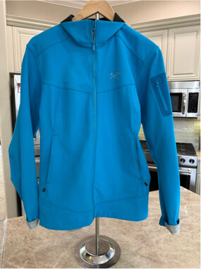 Arc'teryx | Jackets & Coats | Arcteryx Womens Atrel Hooded Shacket